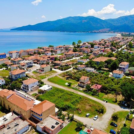 Atlantis Apartments Vrasná 外观 照片