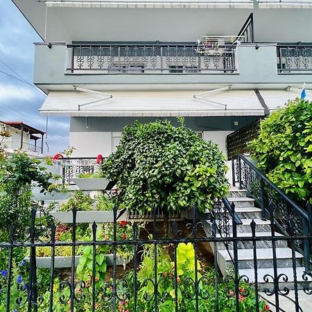 Atlantis Apartments Vrasná 外观 照片
