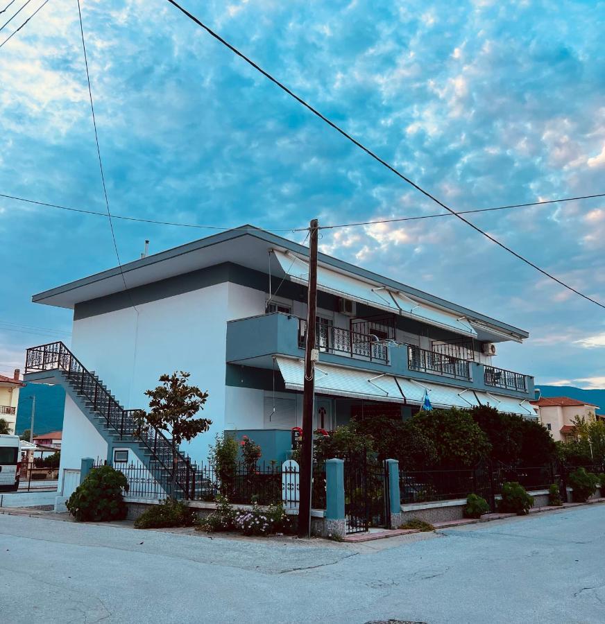 Atlantis Apartments Vrasná 外观 照片
