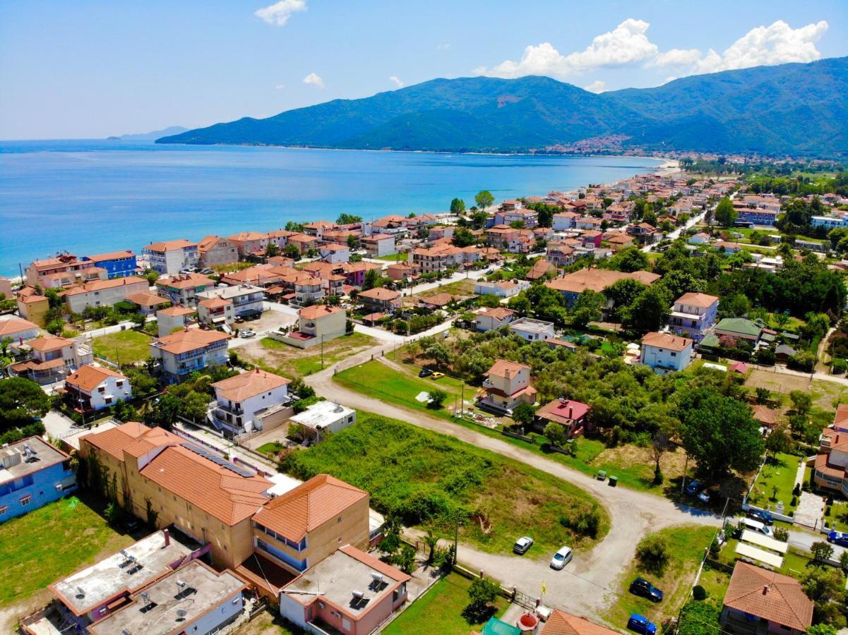 Atlantis Apartments Vrasná 外观 照片