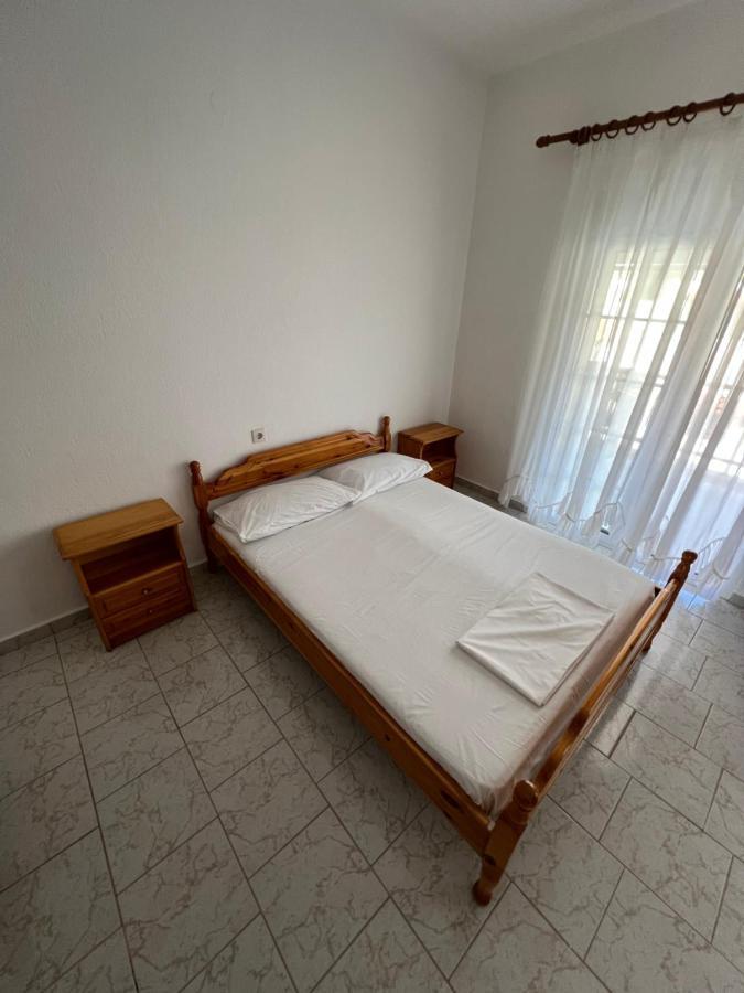 Atlantis Apartments Vrasná 外观 照片
