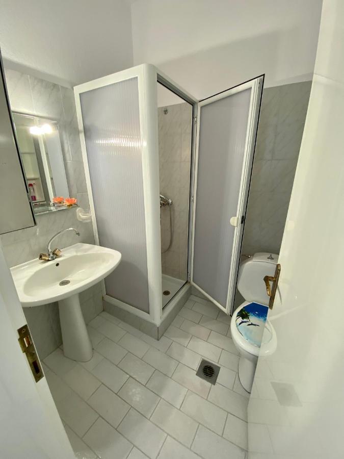 Atlantis Apartments Vrasná 外观 照片