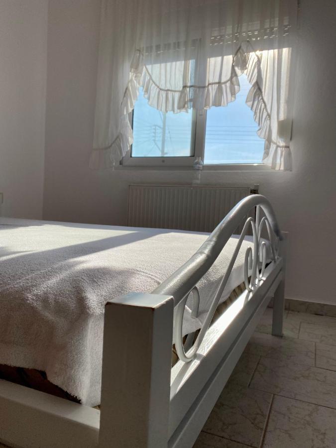Atlantis Apartments Vrasná 外观 照片