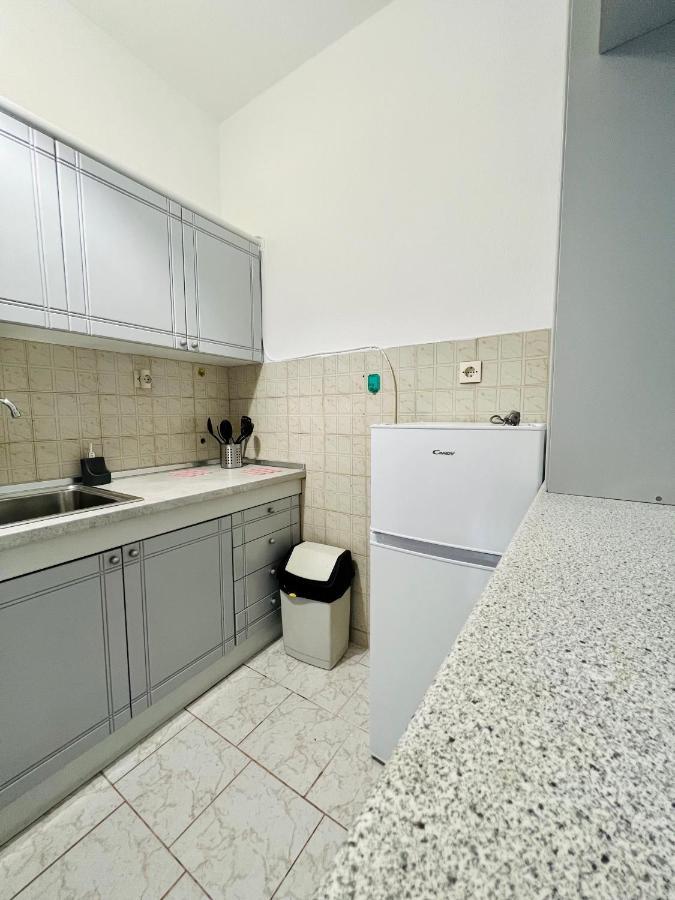 Atlantis Apartments Vrasná 外观 照片