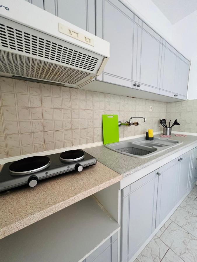 Atlantis Apartments Vrasná 外观 照片