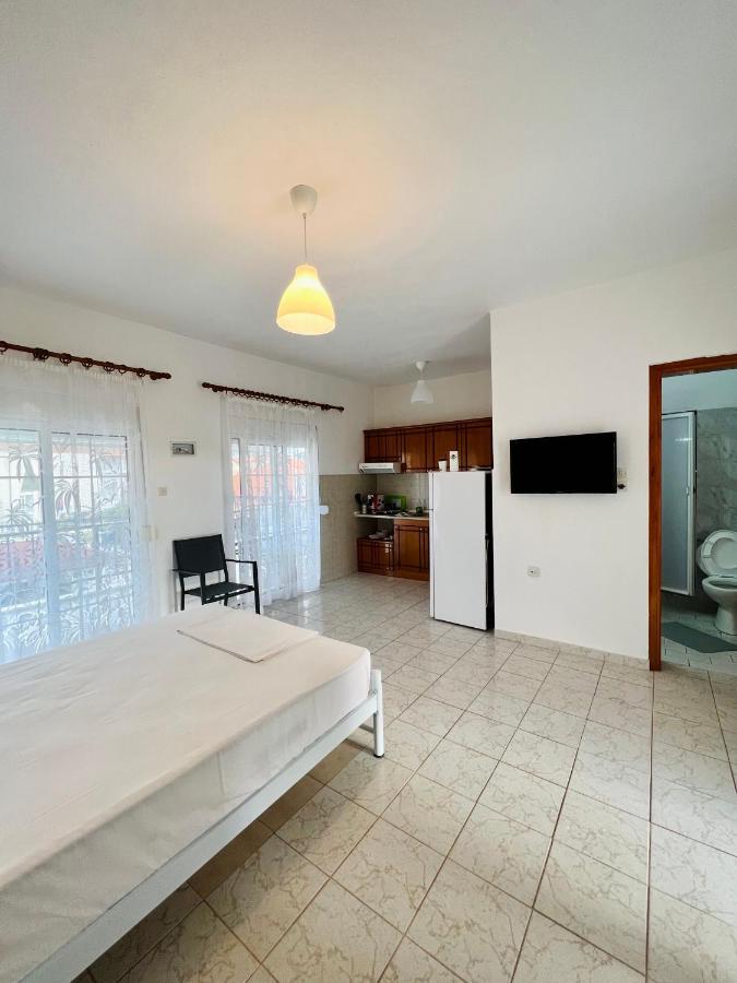 Atlantis Apartments Vrasná 外观 照片